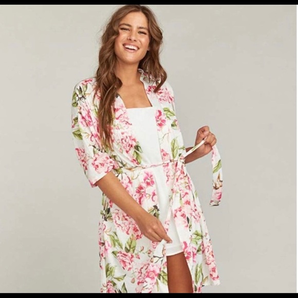 ♥️ Show Me Your MuMu Brie Robe (O/S) - Picture 1 of 6